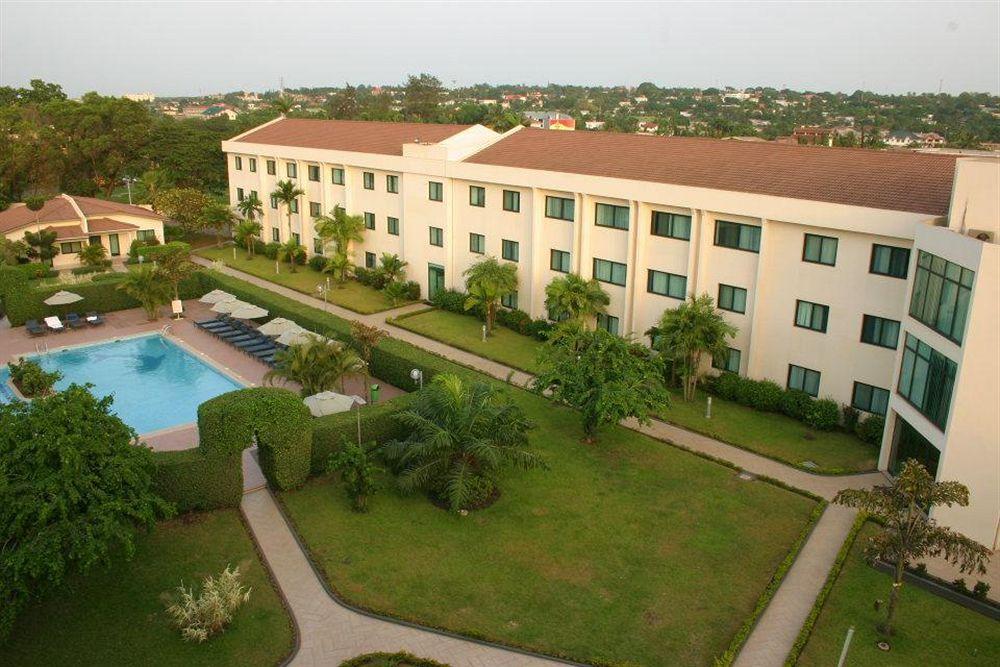 Fiesta Royale Hotel Accra Exterior photo