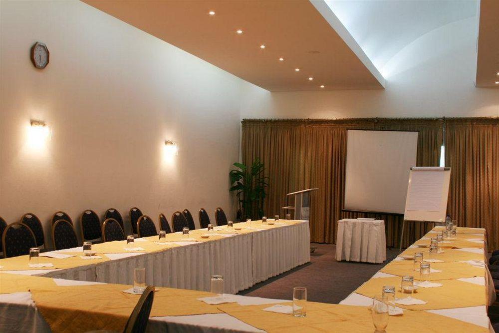 Fiesta Royale Hotel Accra Facilities photo