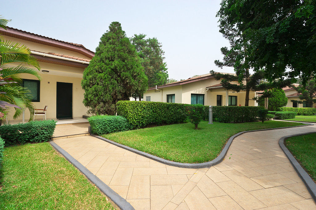 Fiesta Royale Hotel Accra Exterior photo